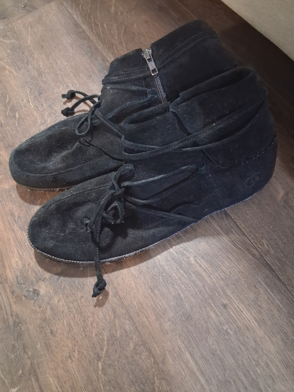 UGG Black Suede Lace-Up Ankle Boots Casual Shoes Size 11